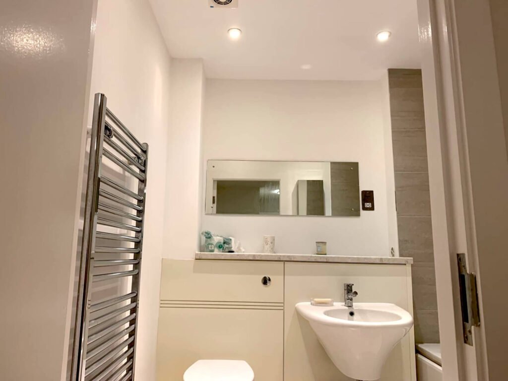 primrose decor bathroom painted walls cardiff